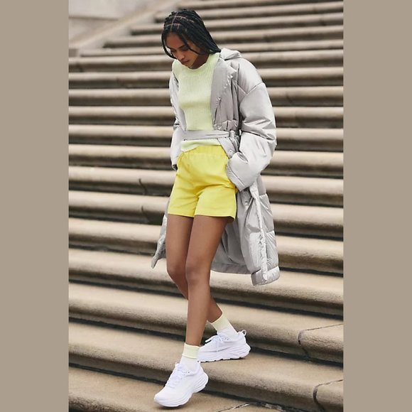 NEW Sunday in Brooklyn Size M Women's Yellow Pull On Shorts - Chartreuse - Picture 1 of 5